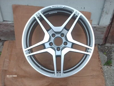 MERCEDES E 63 (W212) "AMG" WHEEL - Image 1 of 3