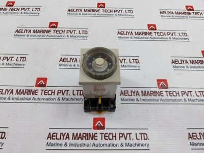 Temporizador Multifuncional Omron H3CR-A Con Base 0-30 Seg 24-48VAC - Imagen 1 de 4