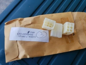 Three New Heathkit Molex Cable Connectors #432-95 NOS for HW-7 - Picture 1 of 5