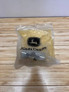 NOS Genuine John Deere AT106448: Cab LH Door Latch 540E, 748E - Picture 1 of 4