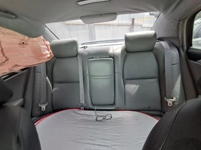 TL        2004 Seat Rear 2499987 - Image 1 of 4