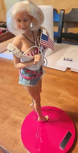 Playboy Dalene Kurtis Playmate of the Year 2002 Doll Series III Lim Ed NIB COA - Picture 1 of 13