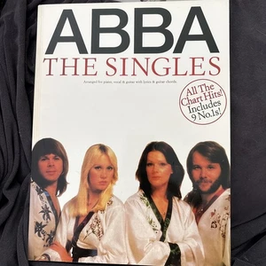 ABBA -- The Singles: Piano/Vocal/Chords - paperback ABBA - Picture 1 of 5