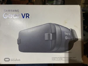 Samsung Gear VR Headset Oculus Compatible With Many Samsung Devices - Picture 1 of 4