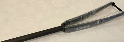 New Geoffrey Butler 1 1/8”  Full Carbon Forks. 700c. JUST 430 grams. - Image 1 of 4