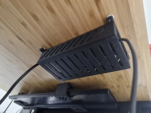 Netzteil unter Schreibtisch komplett geschlossen Halter, oder Wandhalterung, mit Befestigungen - Bild 1 von 11