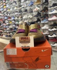 Zoom KD 4 Gold Medal Size 9 Metallic Gold Obsidian University Red 473679-702 - Picture 1 of 11