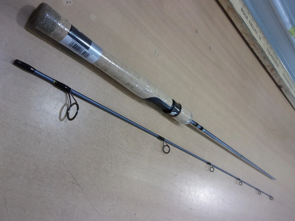 PFLUEGER PRESIDENT  4 foot 8 inch Ultra Light spinning rod - Image 1 of 4