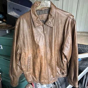St. John’s Bay Brown Leather Bomber Jacket, Men’s Size XLT Flaw - Picture 1 of 6