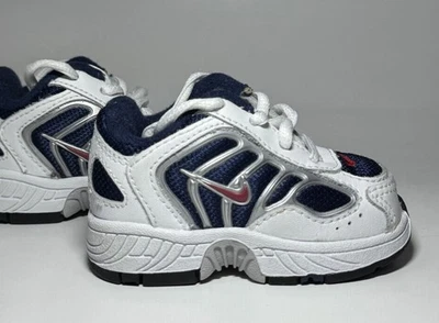 Nike Infant Boys Sz 2C White Blue Retro 2005 Tennis Shoes Sneakers 312982-161 - Image 1 of 4
