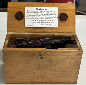 Vintage Leeds and Northrup Galvanometer, Original Box - Picture 1 of 3