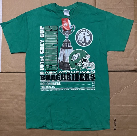 SASKATCHEWAN ROUGHRIDERS CFL Grey Cup Champions 2013 NEW T Shirt Gildan Medium Cover