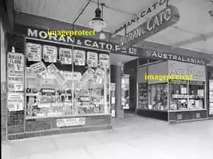 Wangaratta, Victoria - Moran & Cato Grocers in 1940 - Picture 1 of 1