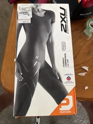 NEW 2XU Compression Short Women's SMALL BLACK/NERO WA1932b - Image 1 of 2