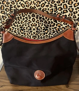 Dooney & Bourke - Picture 1 of 9