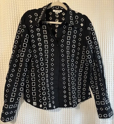 Blusa D&Y Mujer Blanco y Negro Botón Mod Recortes Usada Talla L Muy Bonita Foto 1 de 4