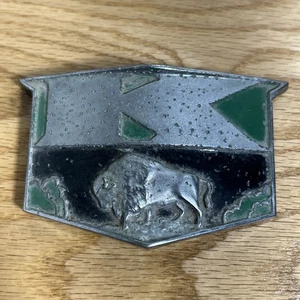 DE COLECCIÓN 1948-51 KAISER CUPÉ FRAZER CAPÓ EMBLEMA ADORNO METAL - Imagen 1 de 14