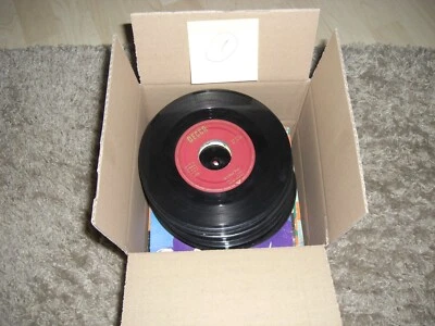 80Stück - Vinyl Singles 45 rpm Paket Konvolut Sammlung - Juke Box - Dekoration-1 - Bild 1 von 4