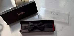 BOWTIE Silk Made In USA Neimen Marcus Black Adjustable Pretied Boxed - Picture 1 of 7