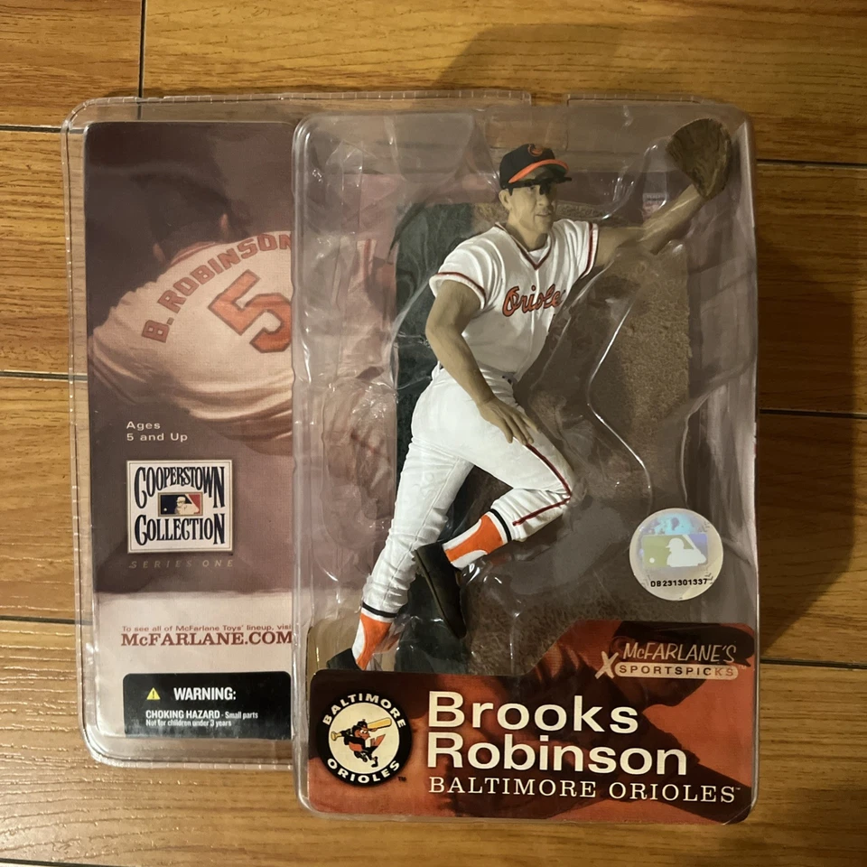 McFarlane Toys MLB Series 1 Cooperstown Brooks Robinson Baltimore Orioles
