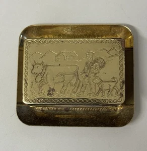 Porta fósforos de latón vintage y mini bandeja para cenizas con impresión de granja - Imagen 1 de 7