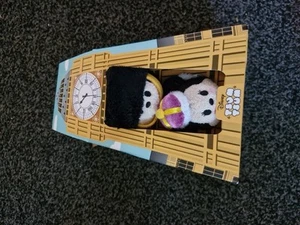 Disney Store Tsum Tsum 3.5" Mickey & Minnie London Gift Box Set Mini Plush NEW - Picture 1 of 3