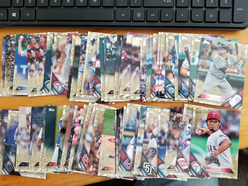 2016 Topps Update Gold/2016 Fill your set you pick choice  - Image 1 of 1