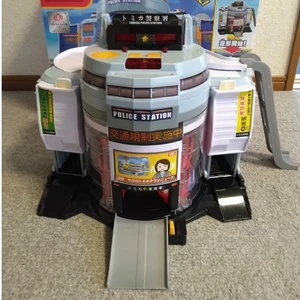 Transforming! DX Police Station (1 piece) - Picture 1 of 7