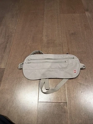Cartera Victorinox Stealth Money Passport Cintura - Beige, Ejército Suizo Foto 1 de 4