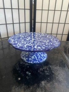 EUC Vintage Blue & White Transferware Pedestal Ironware Cake Plate Measure - Picture 1 of 5