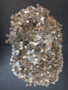 50 pounds of World coins- Lot 67