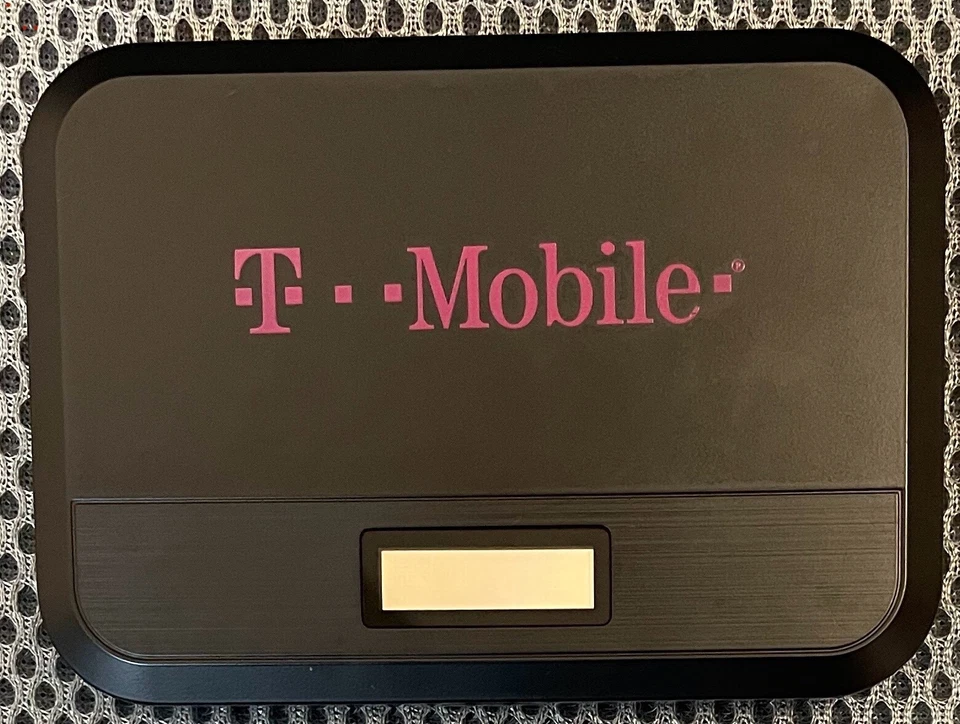 T-Mobile Franklin T9 Mobile Hotspot (LOCKED) - Image 1 of 2
