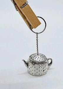 Colador infusor de té con forma de tetera de plata esterlina Amcraft Attleboro MA +19 gramos - Imagen 1 de 16