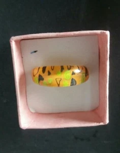 Brand new yellow pattern ring size Q.5! Costume jewellery! Perfect gift! - Picture 1 of 3