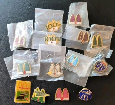 Lote De 14 Prendedores Solapa Empleados McDonald's Canadá De Colección Mayormente Sellados  Foto 1 de 3