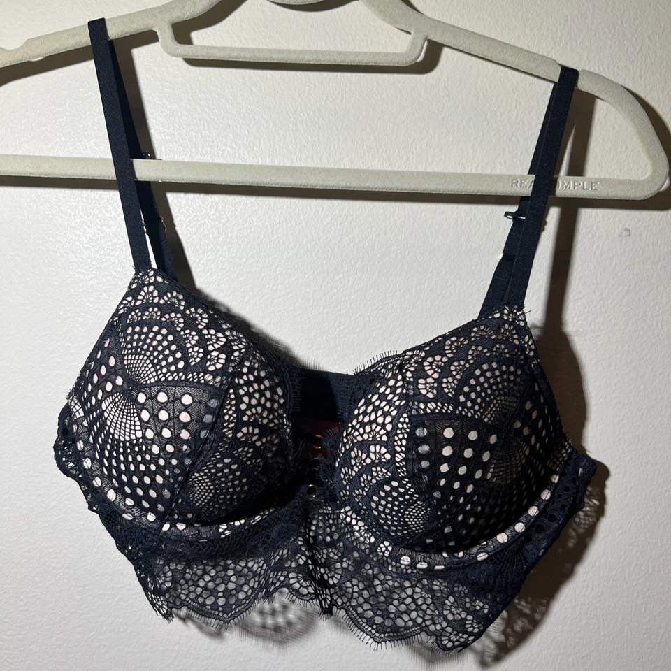 Sexy Sujetador La Senza Beyond Mujer 36B Negro Encaje Con Aros Ajustable Acolchado Nuevo sin Etiquetas Foto 1 de 4