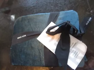 1 West Elm luster Velvet shams standard regal blue New - Picture 1 of 1