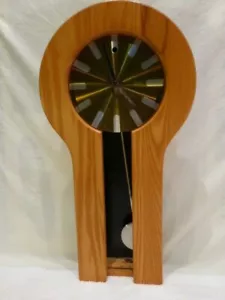 Reloj de pared Sunbeam vintage de mediados de siglo diseño moderno madera inalámbrico eléctrico $895 - Imagen 1 de 12