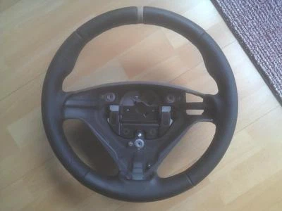 Lenkrad für Volvo S/V 40 V50  S/V 60 V70 S80 S90 NEU Beziehen 12 Uhr Daumen - Bild 1 von 3