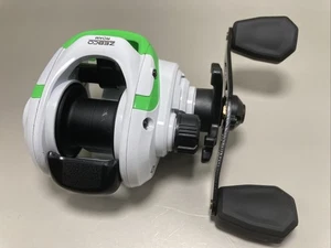 CARRETE BAITCAST ZEBCO ROAM 100 RH VERDE - Imagen 1 de 11