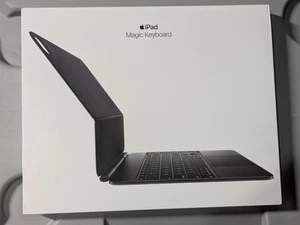 Apple Magic Keyboard - iPad Pro M4 13 Inch Black - New, Sealed - Afbeelding 1 van 2