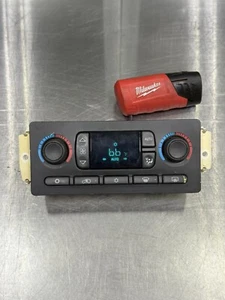 03-06 CHEVY GMC Silverado Sierra Yukon Tahoe Heat AC Digital Climate Control - Picture 1 of 7