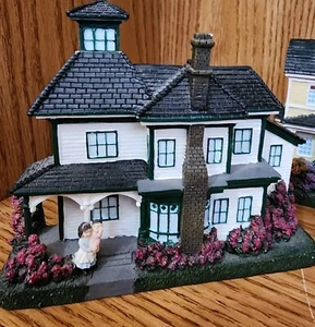  Catherine Karnes Munn collection.  Lot of 5 - Picture 1 of 9