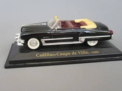 C561 Road Signature Cadillac Coupe De Ville 1949 Nero 1:43 + Base - Immagine 1 di 4