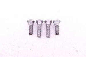 2010 09-12 KAWASAKI NINJA ZX6R ZX6 OEM FRONT REARSET FOOT PEG MOUNT BOLTS K273 - Picture 1 of 3