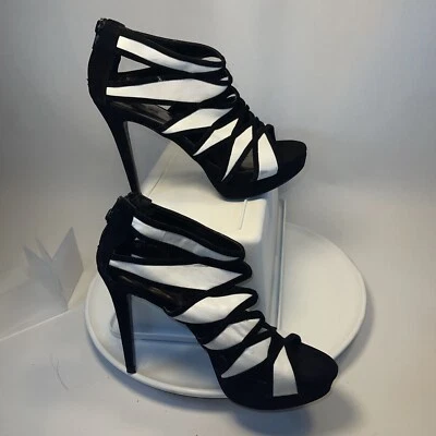 Zapatos de tacón para mujer Carlos Santana talla 8 medianos negros/blancos Foto 1 de 4