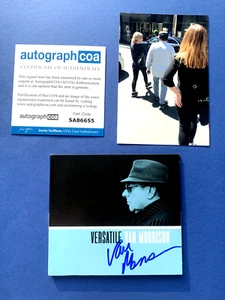 VAN MORRISON in-person signed CD booklet CD NEW autograph + photo ACOA SA86655 - Picture 1 of 2
