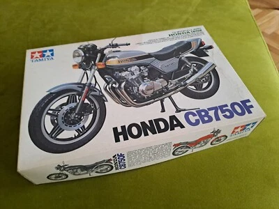 Honda CB750F TAMIYA 1:12 - Immagine 1 di 2