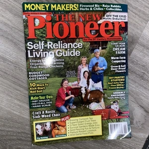 The New Pioneer Winter 2015 Self-Reliance Living Guide  (Magazine: Sustainable L - Bild 1 von 5