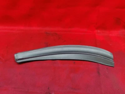 PANEL DE CUBIERTA MOLDEADA TIRA SELLO CLIMA APERTURA PUERTA PASAJERO DERECHO BMW Z4 Foto 1 de 4